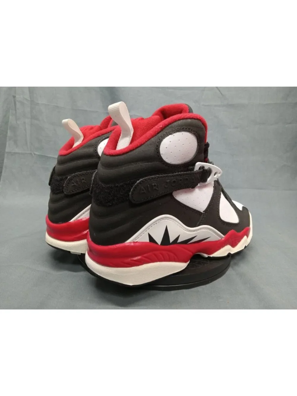 Nike Air Jordan 8 Retro (GS) Sneaker Paprika Black White Boys Size 5 FLOOR MODEL